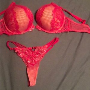 Bra and panty set panties are a medium